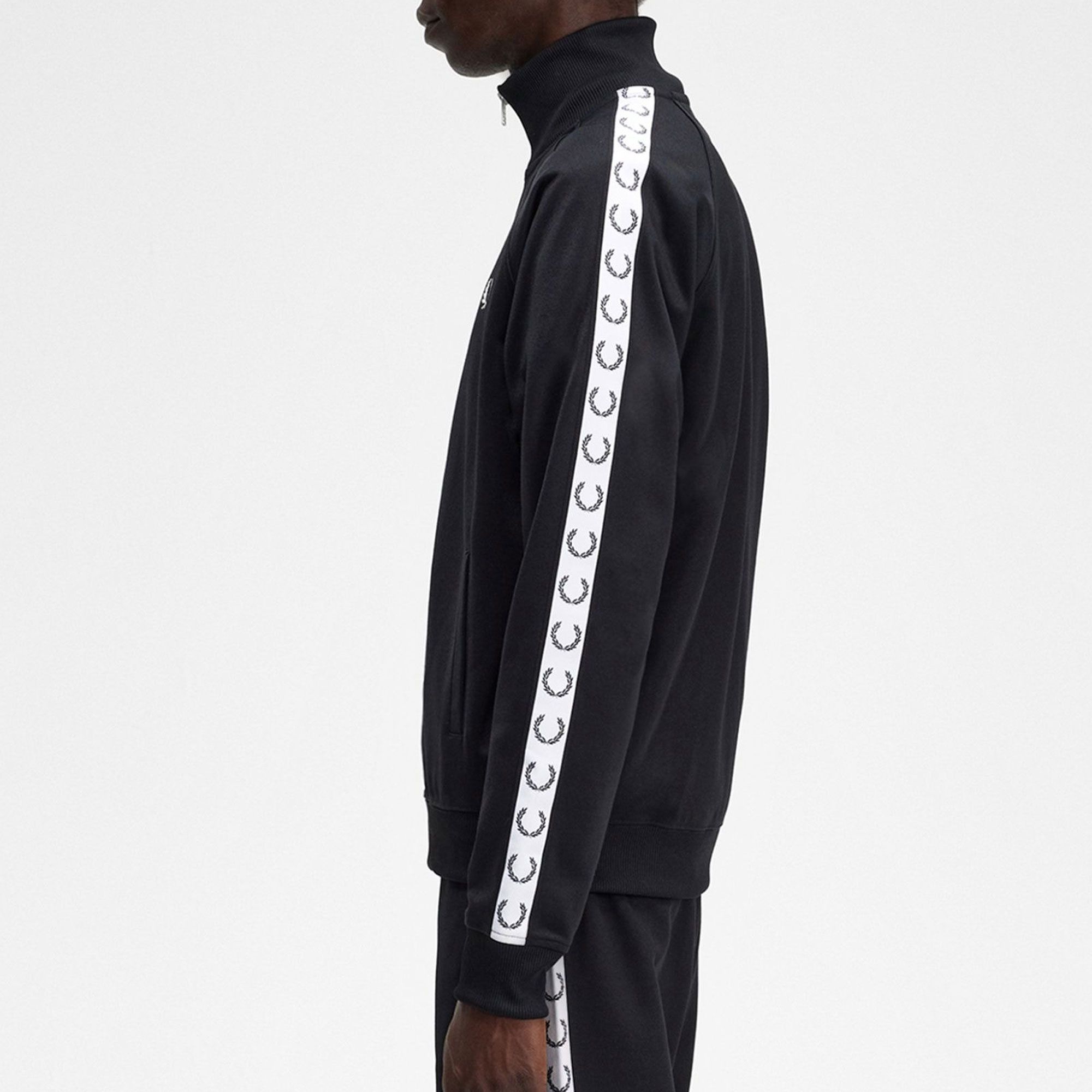 Fred Perry Taped Trackjacket Men | Plutosport